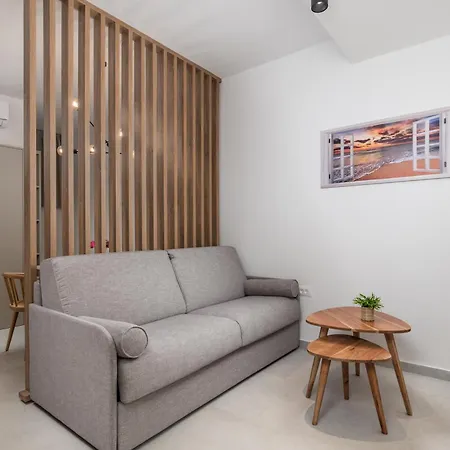 Mara M 2 I M 3 Heated Pool