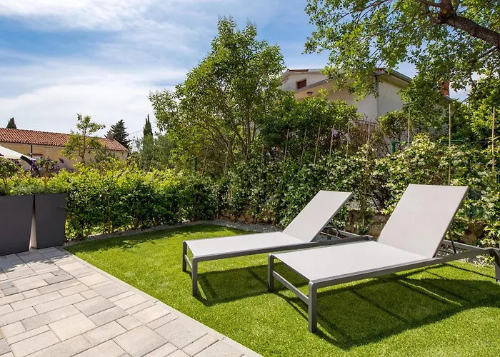 Διαμέρισμα Mara M 2 I M 3 Heated Pool *