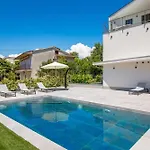 Apartament Mara M 2 I M 3 Heated Pool *