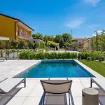 Apartament Mara M 2 I M 3 Heated Pool Omišalj