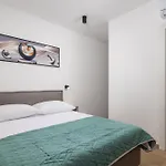 Apartament Mara M 2 I M 3 Heated Pool Omišalj