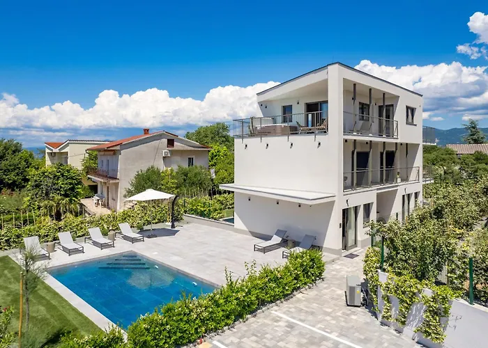 Lejlighed Mara M 2 I M 3 Heated Pool Omišalj